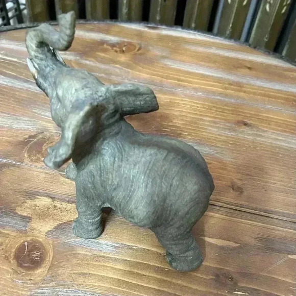 Realistic Gray Elephant Figure - Picture 6 of 9